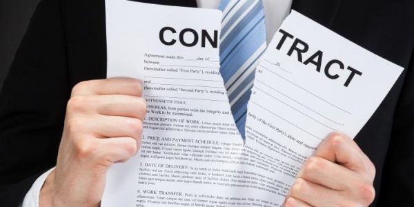 Bàn luận: Quyền đơn phương chấm dứt hợp đồng lao động khi người lao động “tự ý bỏ việc mà không có lý do chính đáng từ 05 ngày làm việc liên tục trở lên”