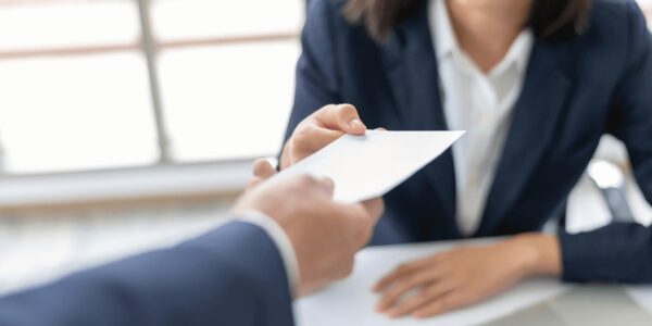 Nghị định 38/2022/NĐ-CP quy định mức lương tối thiểu đối với người lao động làm việc theo hợp đồng lao động